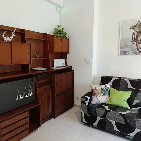 Apartment Alloggiare Da Sandra *